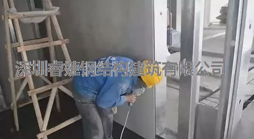 轻钢墙体的制作方法(图4)